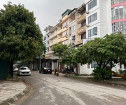 Bán nhà phố hoàng công chất gara ô tô kinh doanh đt0889127186