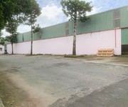 1 Kho xưởng 400m2 kế bên kcn sóng thần 1