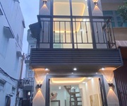 Nhà góc mới 2 tầng hẻm thẳng 136 nguyễn thị tần p2q8. giá: 2.98 tỷ