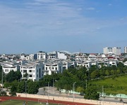 3 Ngọc thụy,long biên 25tỷ xây 8 tầng thang máy,vỉa hè ô tô kinh doanh văn phòng