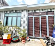 Nhà mới 49m2 ngang khủng 8m. 30m ra hẻm xe hơi thông, gần ngã tư nước đá. sát vách hiệp thành city.