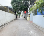 9 Cần bán lô góc 46,6m2 đất mặt đường xóm 2 Đông Dư, Phường Bát Tràng. Đường ô tô tránh