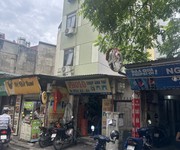Nhà mặt phố giá rẻ bất ngờ - ô tô đỗ cửa- siêu hiếm- khách xem là chốt nhà cấp 4-32m-6,5 tỷ