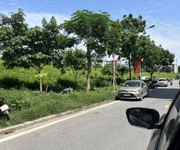 Bán đất tặng nhà- ngọc thuỵ -long biên- 130m, mt 6,5m, ô tô 7 chỗ vào nhà qua nhà, hơn 160 tr/m
