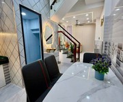 Nhà mới 2 tầng 27m2, full nội thất   quang trung qv