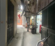 Bán nhà hào nam   35m   8.2 tỷ - dòng tiền 25tr/tháng  7 phòng đang cho thuê