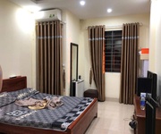 Mặt phố ô cách - long biên - thông tứ tung - cách phố ô cách 15m , ở sướng, view hồ , vài bước ra