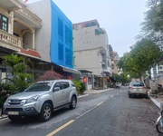 Hiếm, vỉa hè kd, ô tô tránh, 2 thoáng, phú thượng 92.5m2 đất, giá 25,5 tỷ