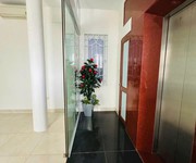 Bán nhà lô góc   3 mặt thoáng   6 tầng thang máy   ngõ ô tô tránh   cách trần duy hưng 10m   18.9 tỷ