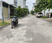 Bán đất tái định cư trâu quỳ   10 tỷ vỉa hè ô tô tránh nhau