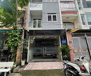 Bán nhà villa chính chủ   ngang rộng, trần cao hiếm có tại trung tâm tân phú