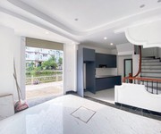 1 Chỉ hơn 7 tỷ có ngay siêu phẩm view hồ triệu đô - lô góc 3 thoáng - nhà mới cứng ô tô vào tận 1 Chỉ hơn 7 tỷ có ngay siêu phẩm view hồ triệu đô - lô góc 3 thoáng - nhà mới cứng ô tô vào tận