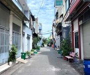 Bán nhà 2 tầng đẹp   55m    hẻm xe tải 5m   gần vincom lê văn việt   giá 4.6 tỷ shr tăng nhơn phú a