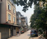 2 An dương vương - 131m đất hai thoáng trước sau - ô tô vào nhà - kv tiềm năng - đất làng nghề truyền