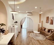 Royal city , căn 1 pn , st 55m2 , giá 6,x tỷ , lh : 0584146888 khi quan tâm hãy kết bạn zalo em gửi
