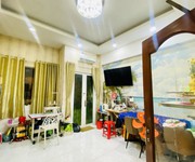 2 Quận 10   mặt tiền    6m   5 tầng btct    gần ba tháng hai - chỉ 18 tỷ