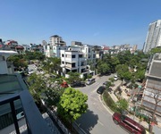 2 Bán biệt thự vip phố trường chinh, lô góc, vỉa hè, gara, ô tô tránh, kinh doanh, an sinh tuyệt vời. 2 Bán biệt thự vip phố trường chinh, lô góc, vỉa hè, gara, ô tô tránh, kinh doanh, an sinh tuyệt vời.