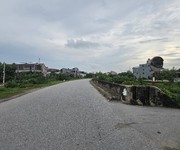 Đất vàng trung tâm phường hồ - ô tô vào nhà - sổ đỏ chính chủ - 1.65 tỷ