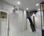 4 Khủng hoảng nhà khách   căn góc lô góc sổ nở hậu, 3 tầng, chỉ 2.399 tỷ tại tp hcm  q11 - chốt nhanh