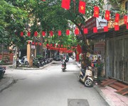 Hoàng cầu 47m, 10m ô tô tránh, 2 thoáng, siêu hiếm, tặng toàn bộ nội thất
