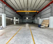 Cho thuê kho, nhà xưởng 560m2 đường Tôn Đản, sẵn điện 3 pha, giá 29 triệu