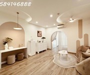 Bán căn hộ royal city ,  136m  , 3 pn , giá : 13 tỷ , lh 0584146888 biết thêm thông tin căn