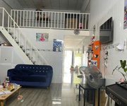 Chủ cần ra 1 lô kèm nhà cấp 4 , xây full, 3p ngủ, 1p thờ,1p quán , 3wc,gác đổ kiên cố, vào ở liền.