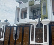 Chính chủ bán nhà phố 1 triệt 1 lầu, tại cần đước, long an