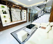 Bán nhà mới 3 tầng, hoàn công đủ, 43m , 6.9 tỷ, nguyễn văn quỳ, quận 7  phường phú thuận