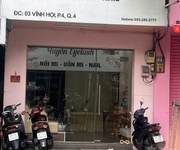 Sang tiệm nail  -nối mi tại 03 vĩnh hội quận 4 nằm ngay mặt tiền đường
