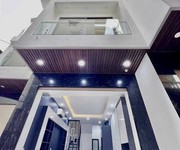 Bán Nhà Ngõ 67 Nguyễn Văn Cừ,  Ngọc Lâm, Long Biên, 38m2, 5 Tầng, Phân Lô, Ô Tô, Full đồ