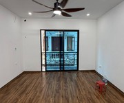 8 Cần bán siêu phẩm Nguyễn Khang 32m2, 5T, ô tô đỗ cửa, gần phố HÀNG HIẾM - DÂN XÂY - SỔ A4 - NGÕ 3M -