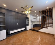 Cần bán siêu phẩm Nguyễn Khang 32m2, 5T, ô tô đỗ cửa, gần phố HÀNG HIẾM - DÂN XÂY - SỔ A4 - NGÕ 3M -