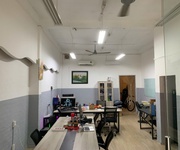 1 Cho thuê tầng trệt mặt bằng Cao Thắng  có nội thất cơ bản . DT: 75m2, thuận tiện đi lại buôn bán 1 Cho thuê tầng trệt mặt bằng Cao Thắng  có nội thất cơ bản . DT: 75m2, thuận tiện đi lại buôn bán