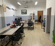 4 Cho thuê tầng trệt mặt bằng Cao Thắng  có nội thất cơ bản . DT: 75m2, thuận tiện đi lại buôn bán 4 Cho thuê tầng trệt mặt bằng Cao Thắng  có nội thất cơ bản . DT: 75m2, thuận tiện đi lại buôn bán