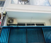 1 Nguyễn hữu cảnh - giáp quận 1 - 63m  - 4 tầng - 2 mặt hẻm   ôtô nằm nhà   dòng tiền 5 - chỉ 10 tỷ