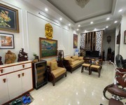 2 Nhà thuỵ phương, 5 tầng, dân xây, xe 45 chỗ đỗ cửa chỉ 6,9 tỷ