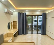 8 Cho thuê nguyên căn 6 phòng ngủ giá chỉ 20tr tại Vinhomes Marina