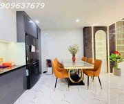 2 Gấp bán và thương lượng tốt - cách mt quang trung 1 căn - xe hơi ngủ trong nhà