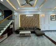 Bán nhà 2 tầng mới 100,shr đường 2 xe hơi,gần ca phường biên hòa