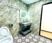 4 Nhà đẹp ô tô vào nhà phố nguyễn văn linh 40m2 x 6 tầng 3.7m, 8.9 tỷ long biên.
