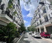 Siêu phẩm  ngây đại học nguyễn tất thành - hẻm 12m 5 tầng 60m2  4x15  7pn   5,55 tỷ bl