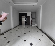 Hiếm  nhà tư đình 6 tầng thang máy - sân để 5 ô tô - đón đầu cầu trần hưng đạo
