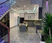 NHÀ PHỐ 1 TRỆT 1 LẦU, 110M    GIÁ 2 TỶ 600, bao hoàn công   nhận nhà ngay