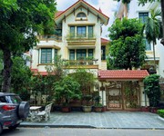 Bán biệt thự phố trung yên - trung hoà - 140m2- mt:11m - 63 tỷ