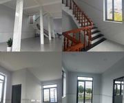 1 Hiện vợ chồng tôi chính chủ cần cho thuê nhà nguyên căn mới xây ngay ngã 3 đường linh đông