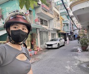 Nhà mặt tiền đường số- 2 ô tô tránh nhau- thuộc trung tâm quận- khu dân trí cao -thông ra vĩnh hội,