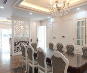 Bán siêu biệt thự nghỉ dưỡng   đẳng cấp thượng lưu   view công viên   sân vườn, bể cá koi, thang