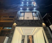 Bán Nhà Ngõ 554 Nguyễn Văn Cừ, Long Biên, 42m2, 7 Tầng, Gara Ô Tô, Thang Máy, Kinh Doanh