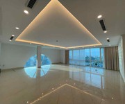 4 Bán toà nhà văn phòng mặt phố ngọc thuỵ 240m x 8tầng, mặt tiền 9m, thông sàn kinh doanh